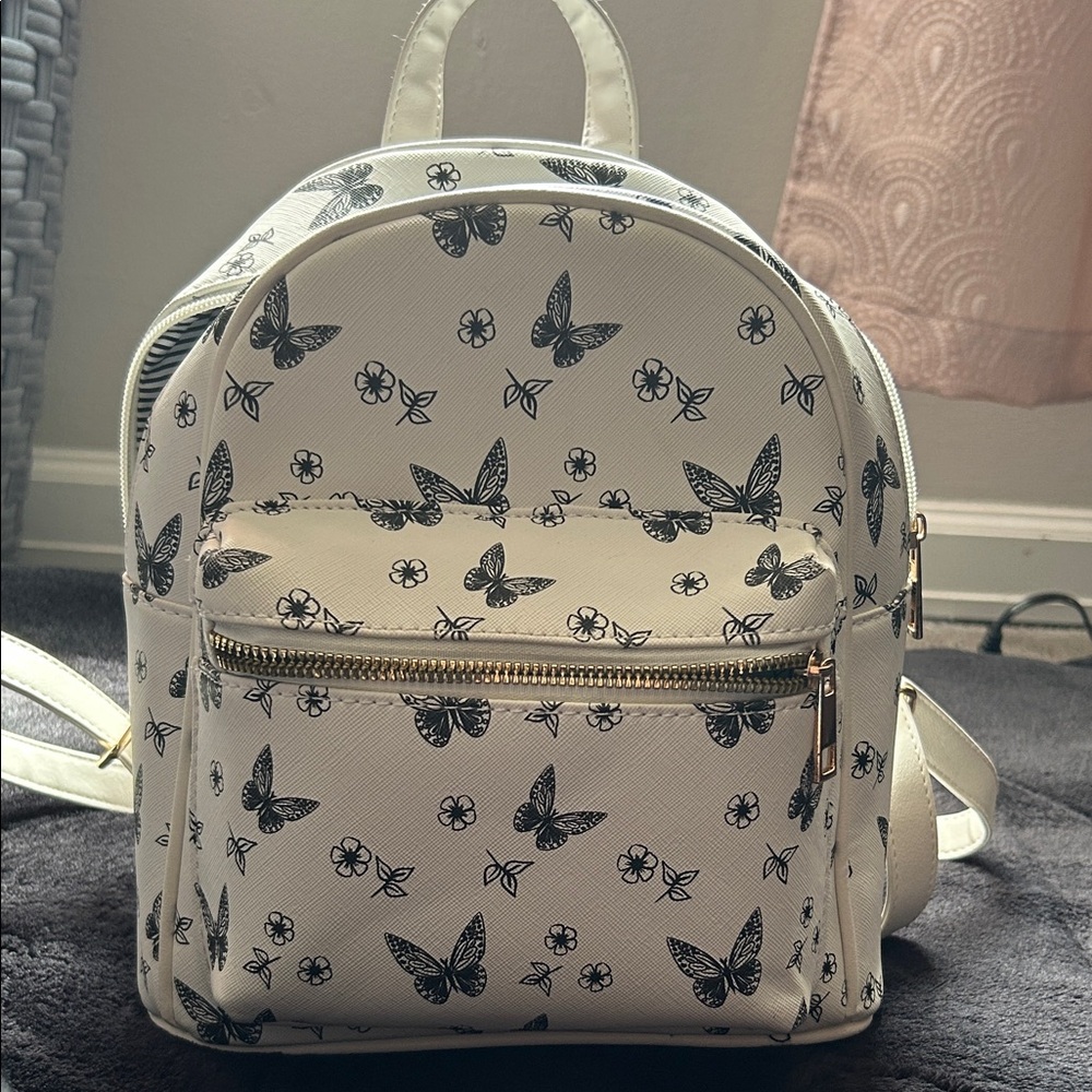 Mini Butterfly Backpack-White & Black Floral Print Small Bag